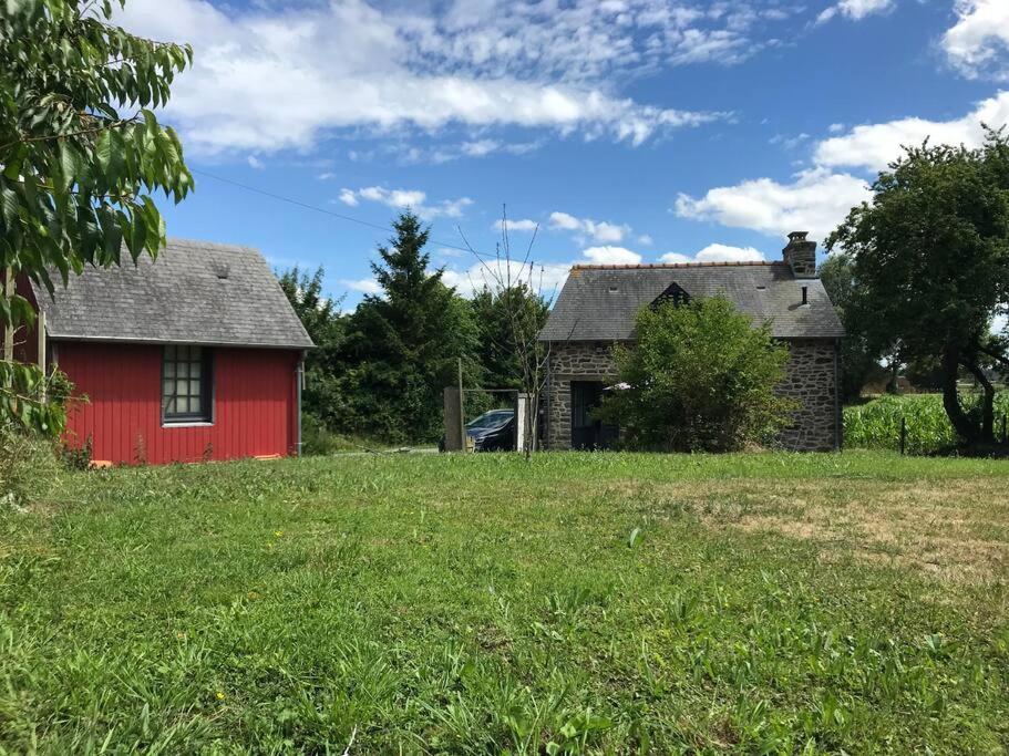 Maisonnette Au Pied Du Mont Dol Exterior photo
